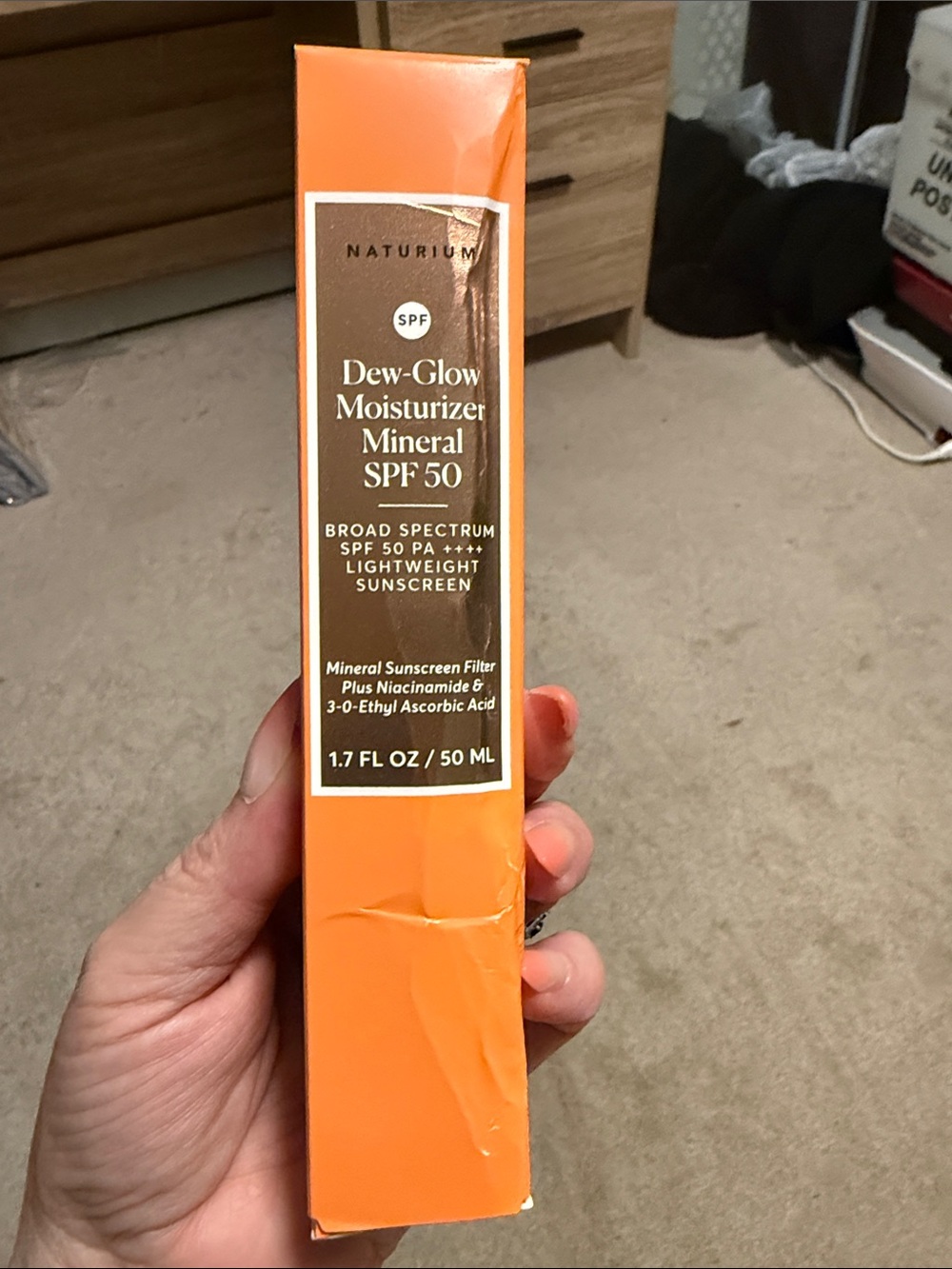 Naturium Dew-Glow Moisturizer Mineral SPF 50 - Orange